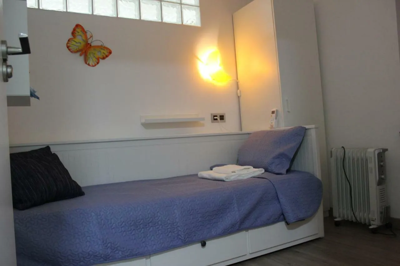 Piso Mariposas Hotel Malaga Apartment